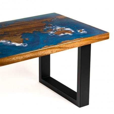 Designerski stolik kawowy z drewna i żywicy mapa świata ciemny orzech