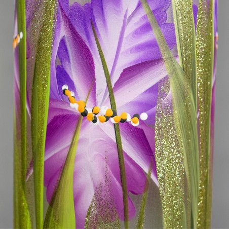 Wazon szklany malowany z motywem fioletowych kwiatów